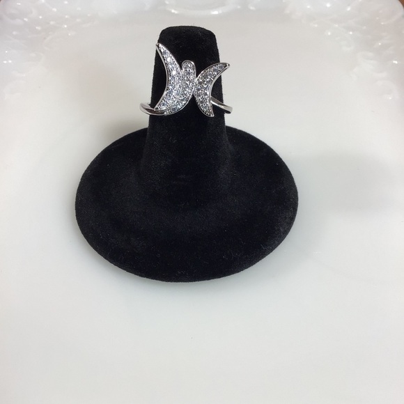 Sparking Pave Cubic Zirconia Silver Butterfly Ring - Size 10 - Picture 1 of 5